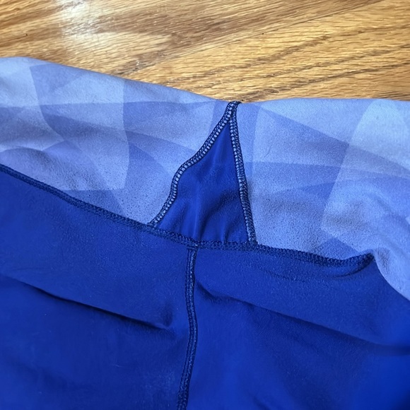 Nike Dri-Fit Cropped Purple Leggings with Star Design - Picture 6 of 8